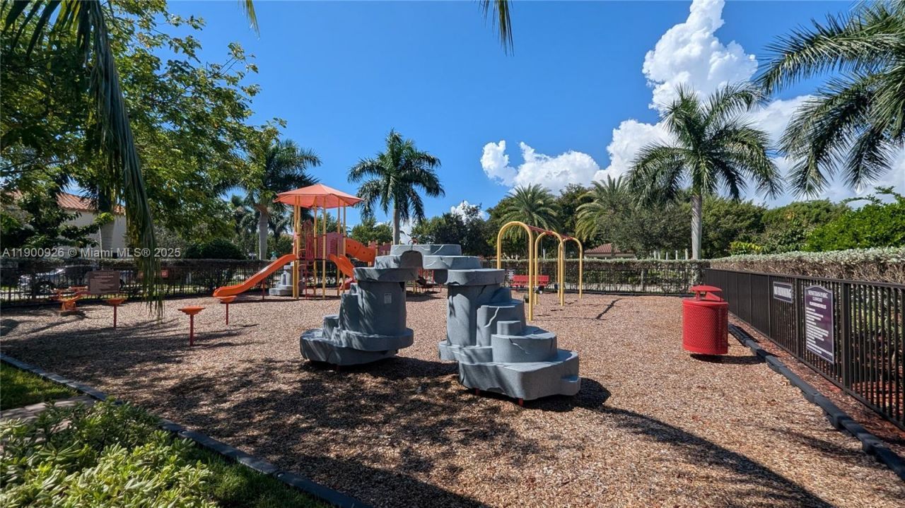 15288 SW 176th Ter, Miami, FL 33187 Photo