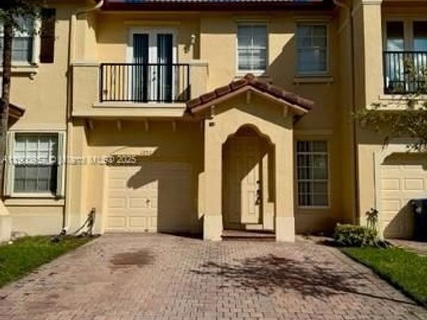 12925 SW 134th Ter, Miami, FL 33186