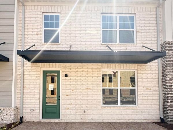 3058 PORTAGE DR, Bartlett, TN 38135