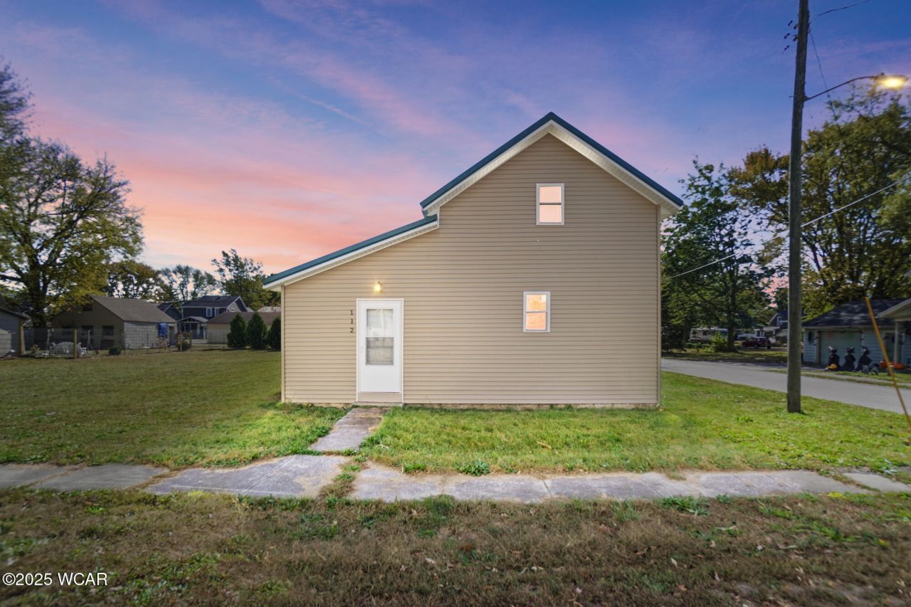 112 W Railroad Street, Middle Point, OH 45863 Main Photo