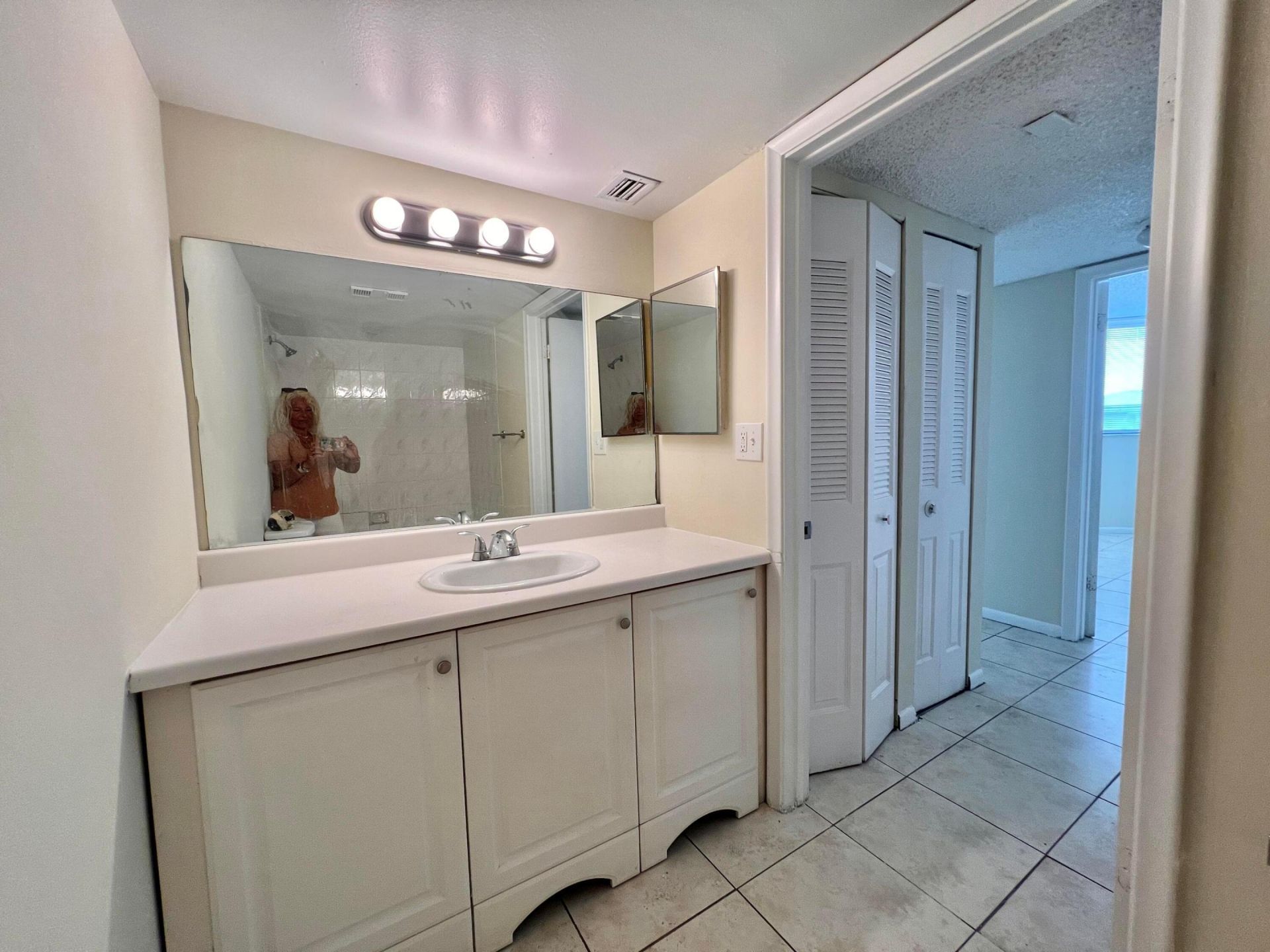 1820 N Congress Avenue, Unit 410, West Palm Beach, FL 33401 Photo