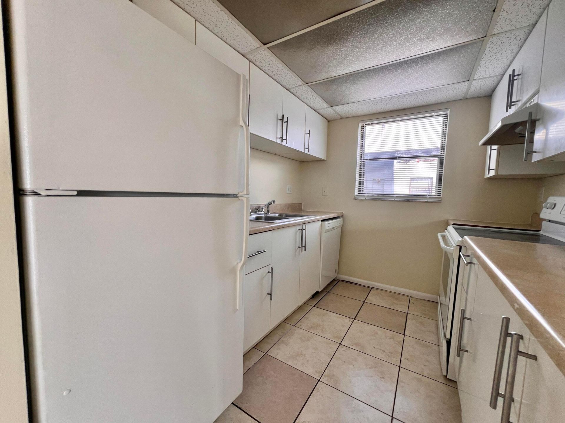 1820 N Congress Avenue, Unit 410, West Palm Beach, FL 33401 Photo