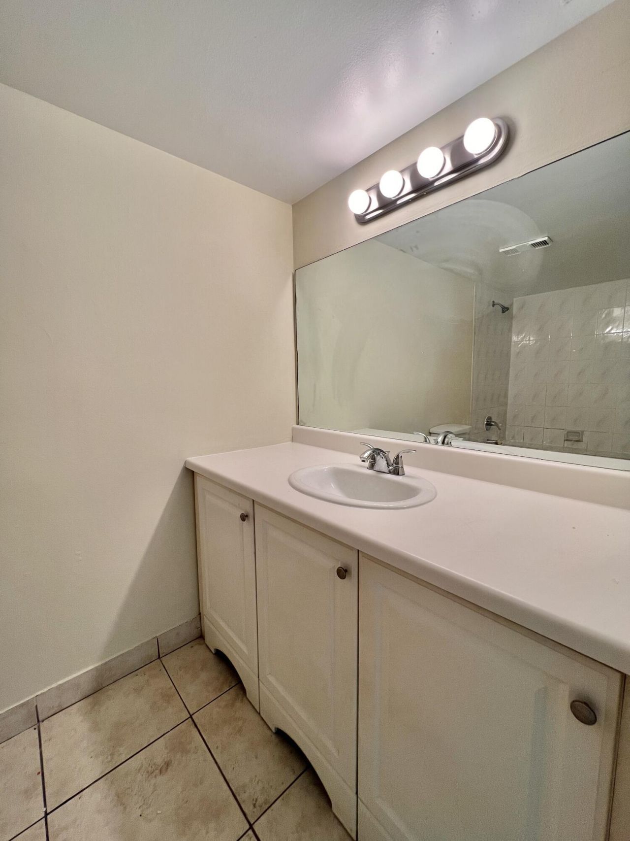 1820 N Congress Avenue, Unit 410, West Palm Beach, FL 33401 Photo