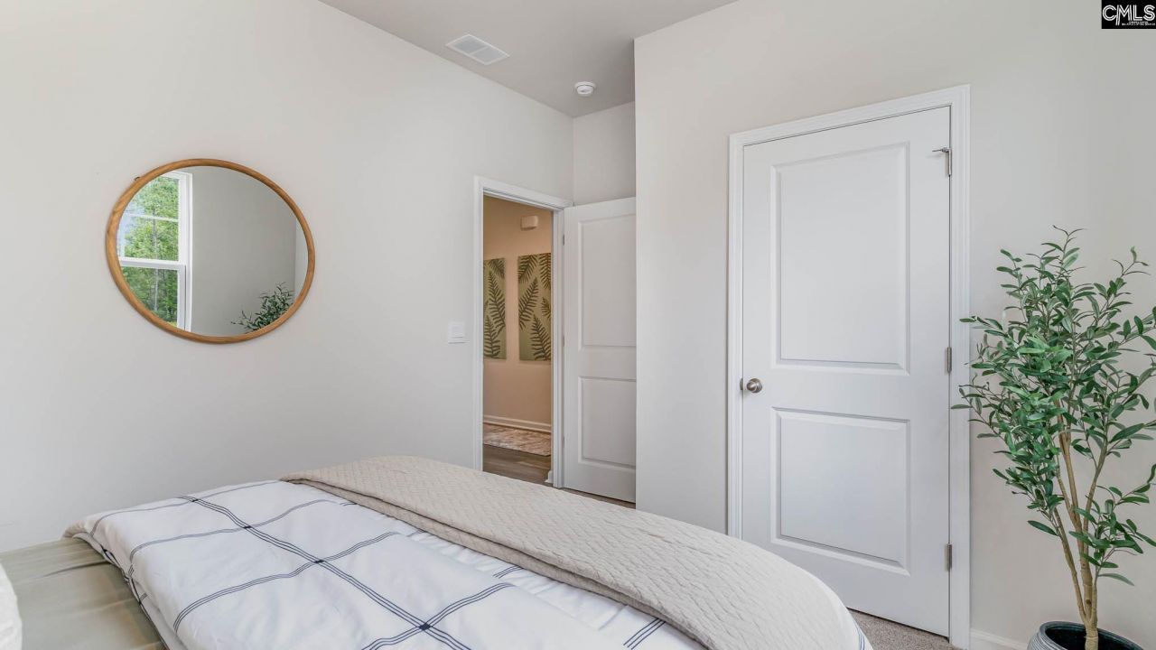 104 Horatio Lane Photo 13