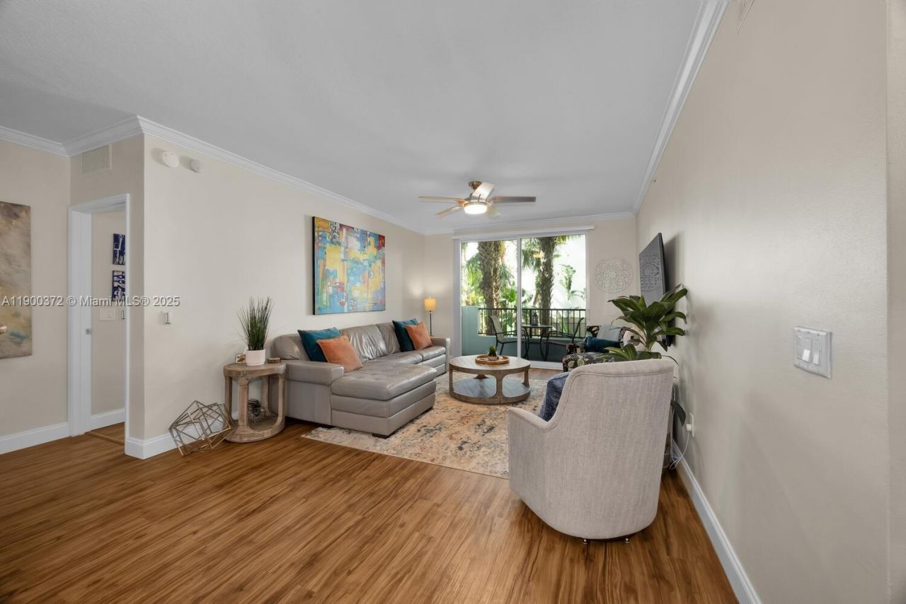 2421 NE 65th St, Unit 211, Fort Lauderdale, FL 33308 Photo