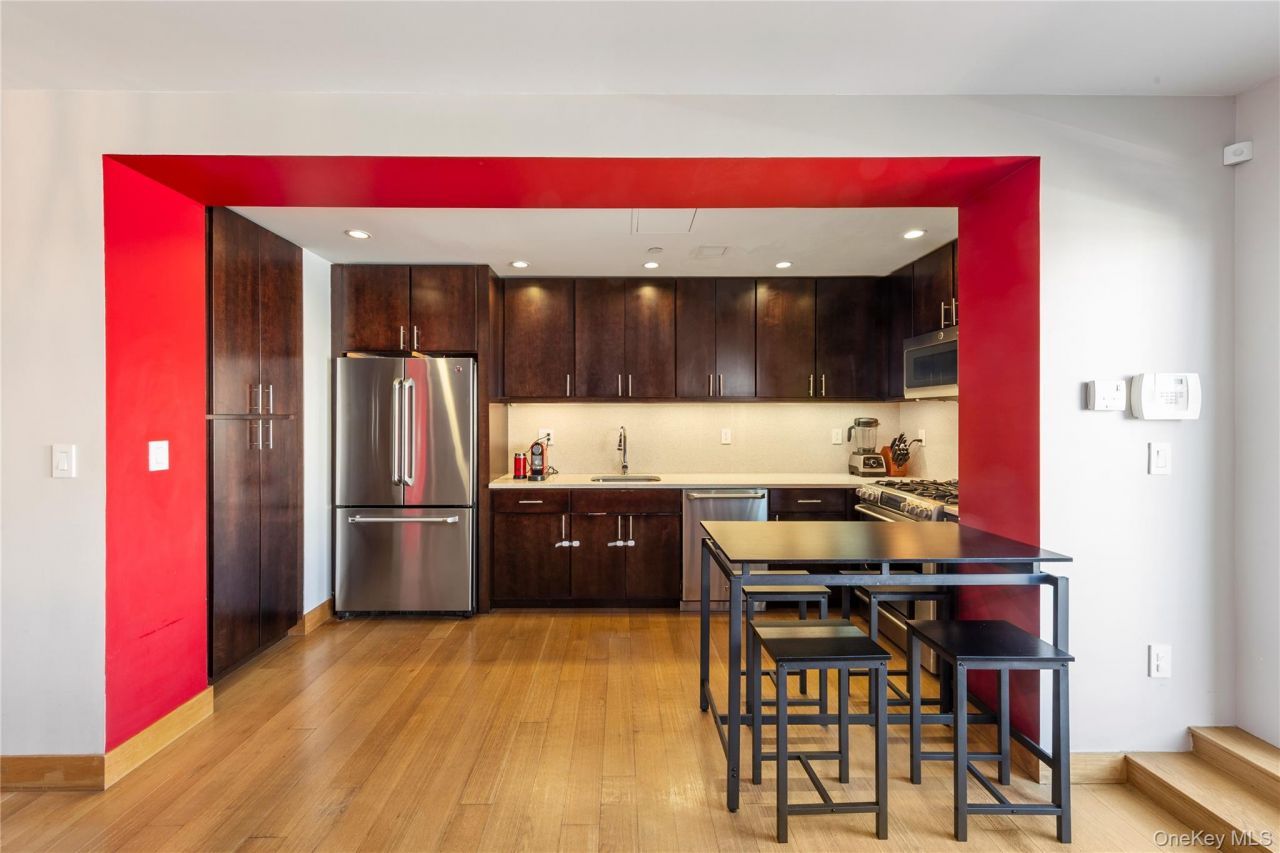 152 E 118th Street, Unit 7P, New York, NY 10035 Main Photo