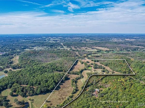 299 Rogers Avenue, Stoutland, MO 65567