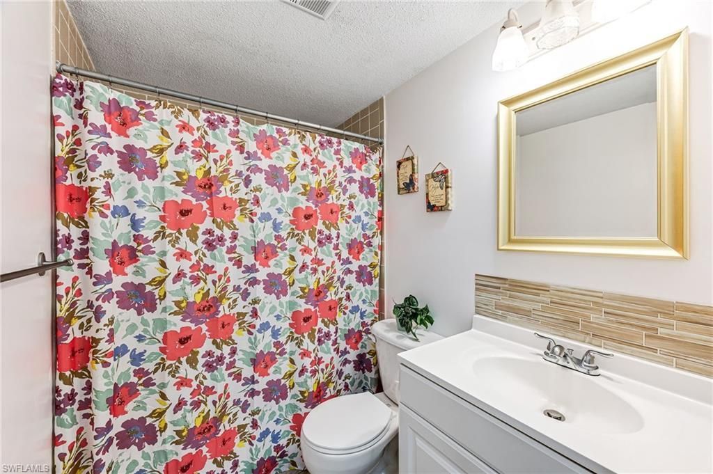 7049 New Post Dr, Unit 7, North Fort Myers, FL 33917 Photo