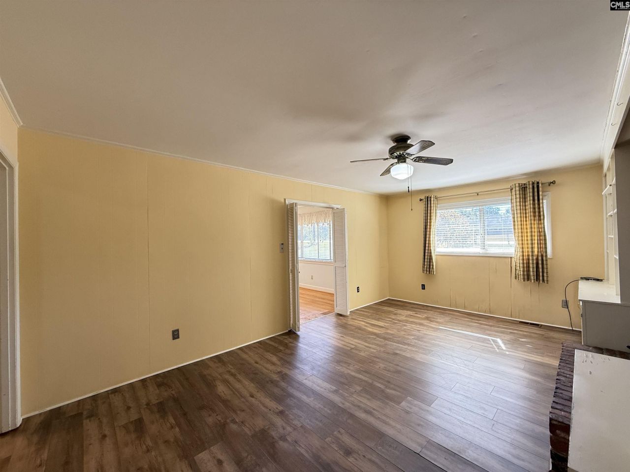 115 Chester Avenue Photo 19