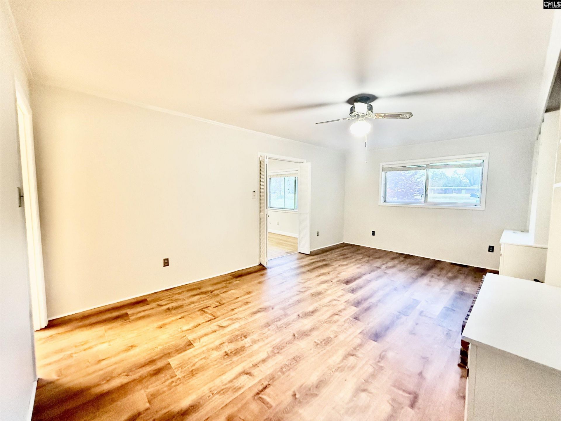 115 Chester Avenue Photo 21