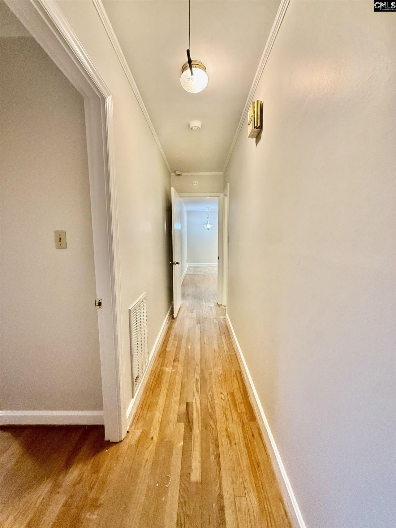 115 Chester Avenue Photo 27