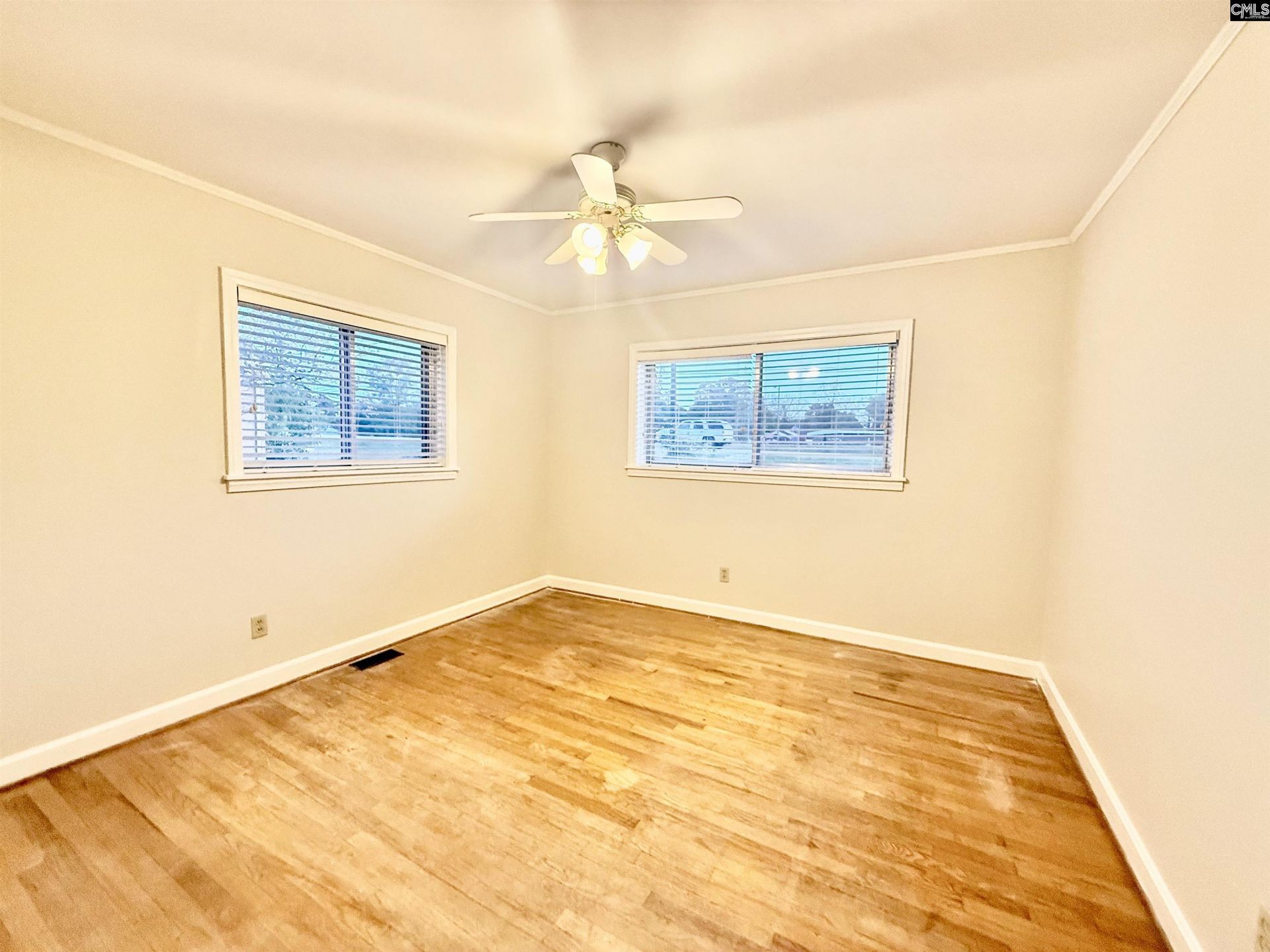 115 Chester Avenue Photo 29