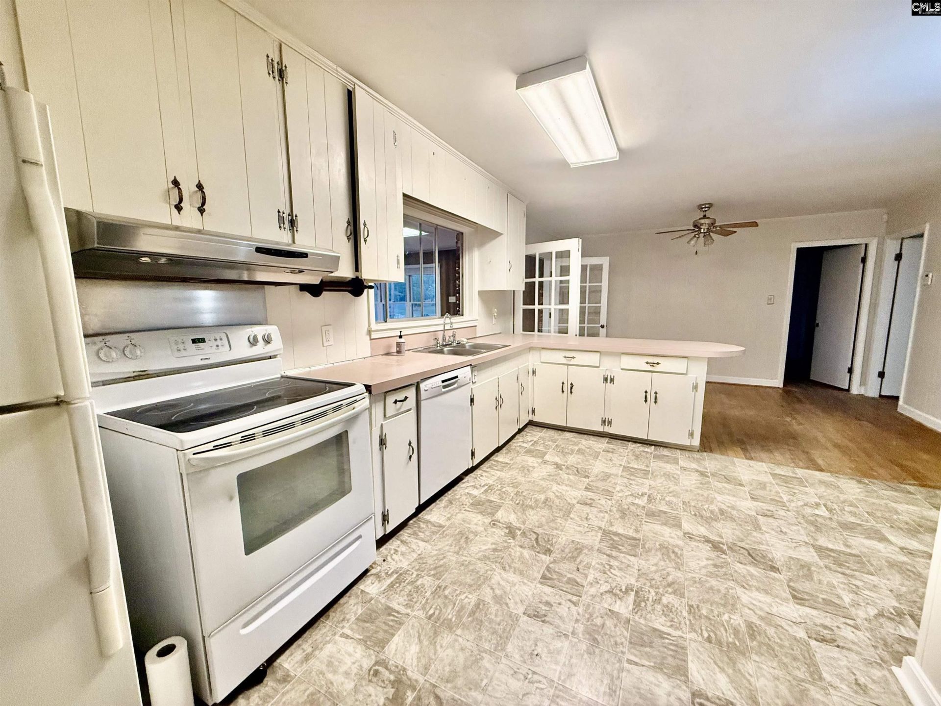 115 Chester Avenue Photo 34