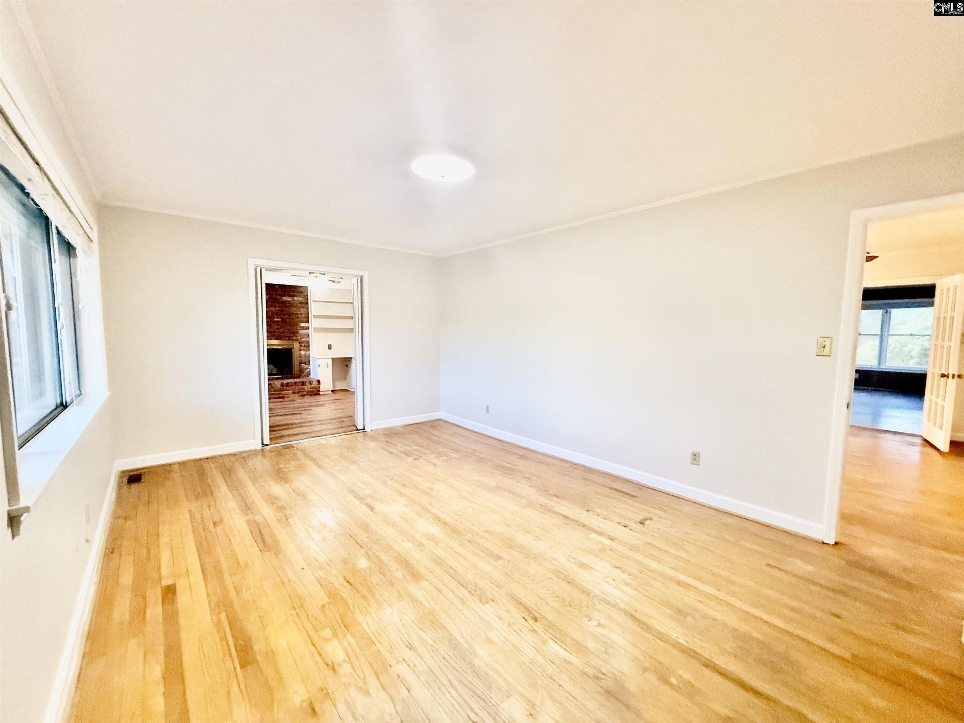 115 Chester Avenue Photo 36