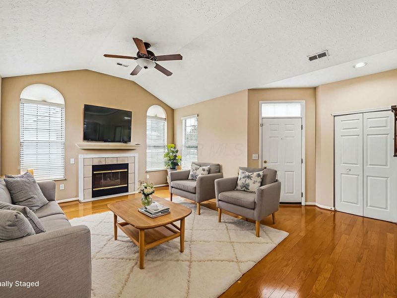 3697 Stoneway Point, Powell, OH 43065 Photo 6