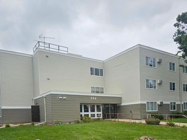 306 S East Street, Caledonia, MN 55921