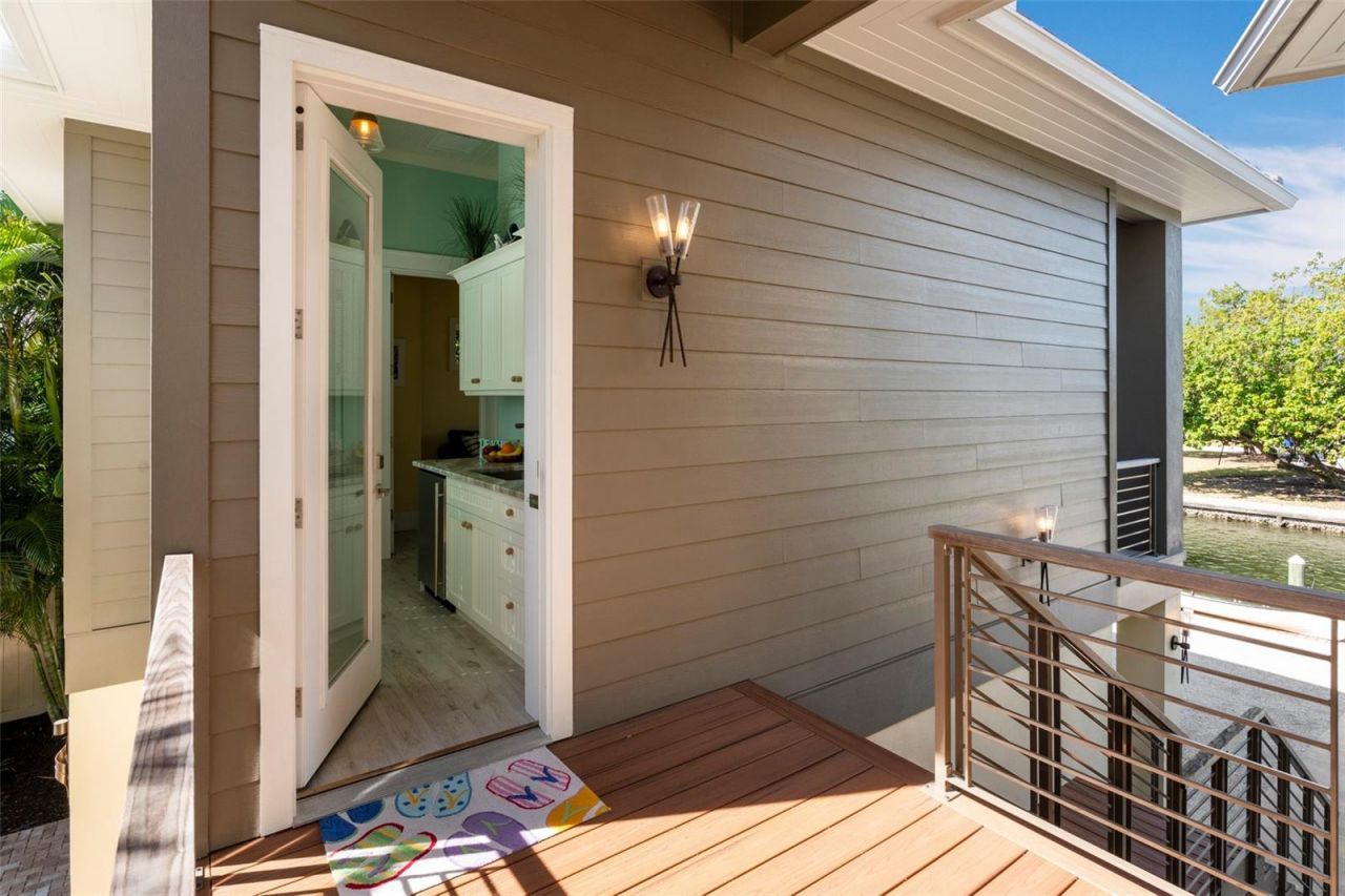 242 Oak Avenue, Anna Maria, FL 34216 Photo