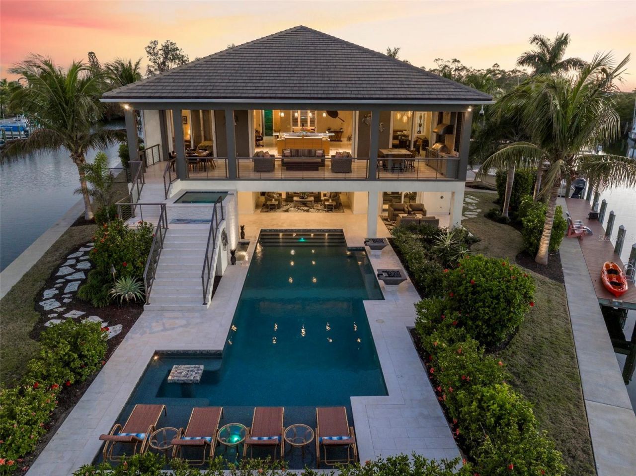 242 Oak Avenue, Anna Maria, FL 34216 Photo