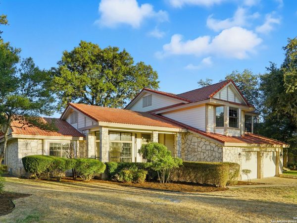 16102 Santa Cathrena, San Antonio, TX 78232