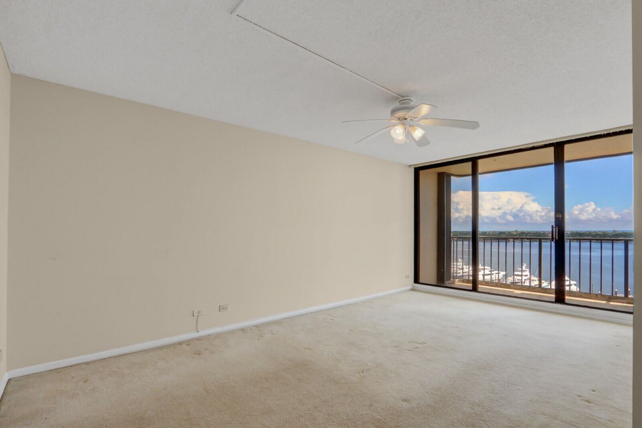 132 Lakeshore Drive, Unit 1117, North Palm Beach, FL 33408 Photo