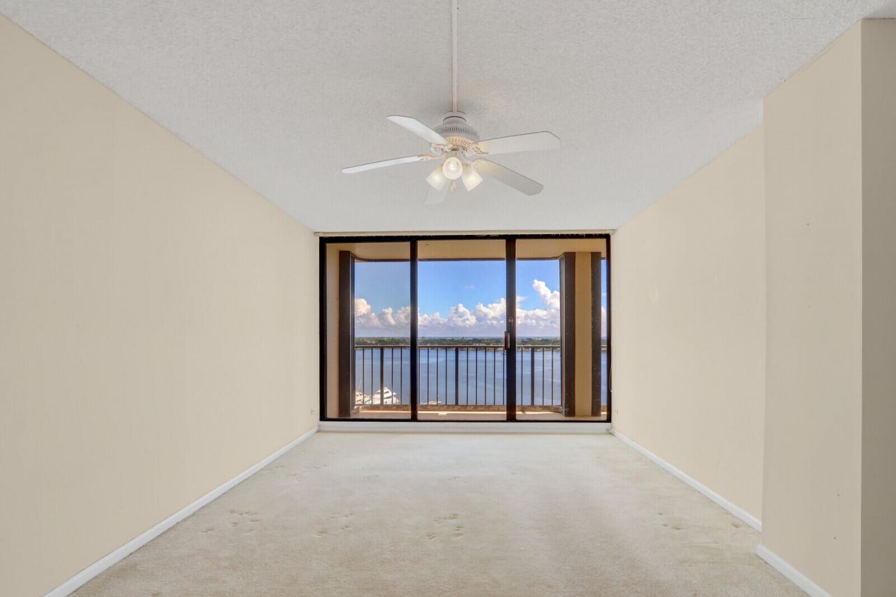 132 Lakeshore Drive, Unit 1117, North Palm Beach, FL 33408 Photo