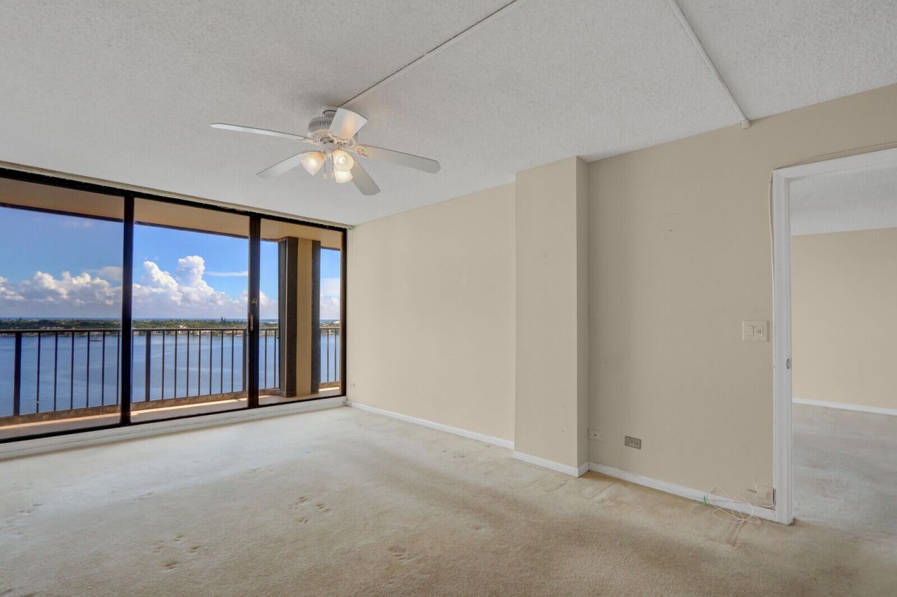 132 Lakeshore Drive, Unit 1117, North Palm Beach, FL 33408 Photo