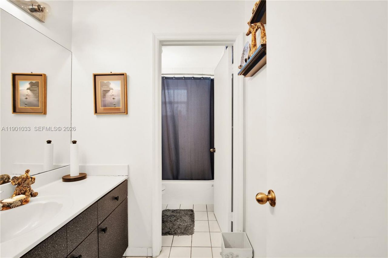 10825 SW 91st Ln, Miami, FL 33176 Photo