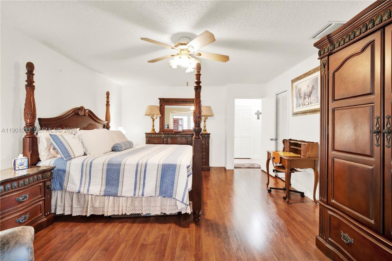 10825 SW 91st Ln, Miami, FL 33176 Photo