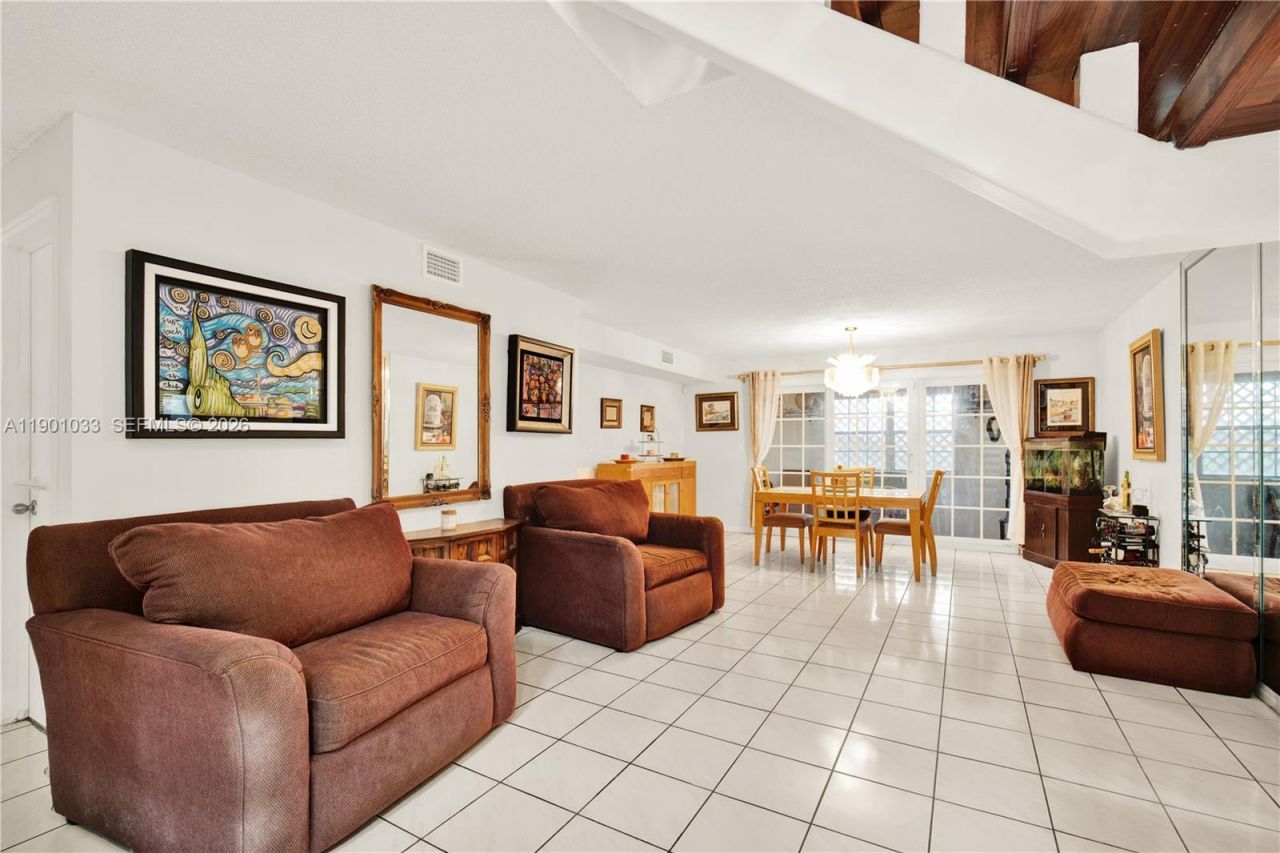 10825 SW 91st Ln, Miami, FL 33176 Photo