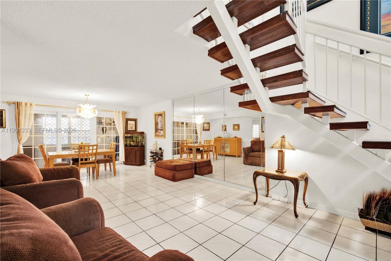 10825 SW 91st Ln, Miami, FL 33176 Photo