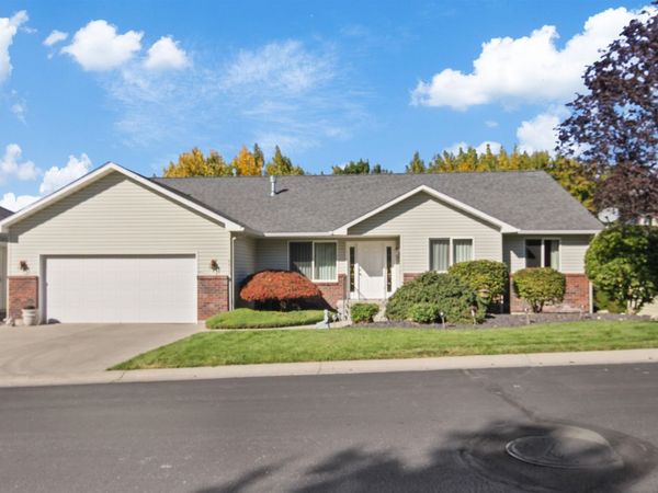 4413 E North Glenngrae Ln, Spokane, WA 99223