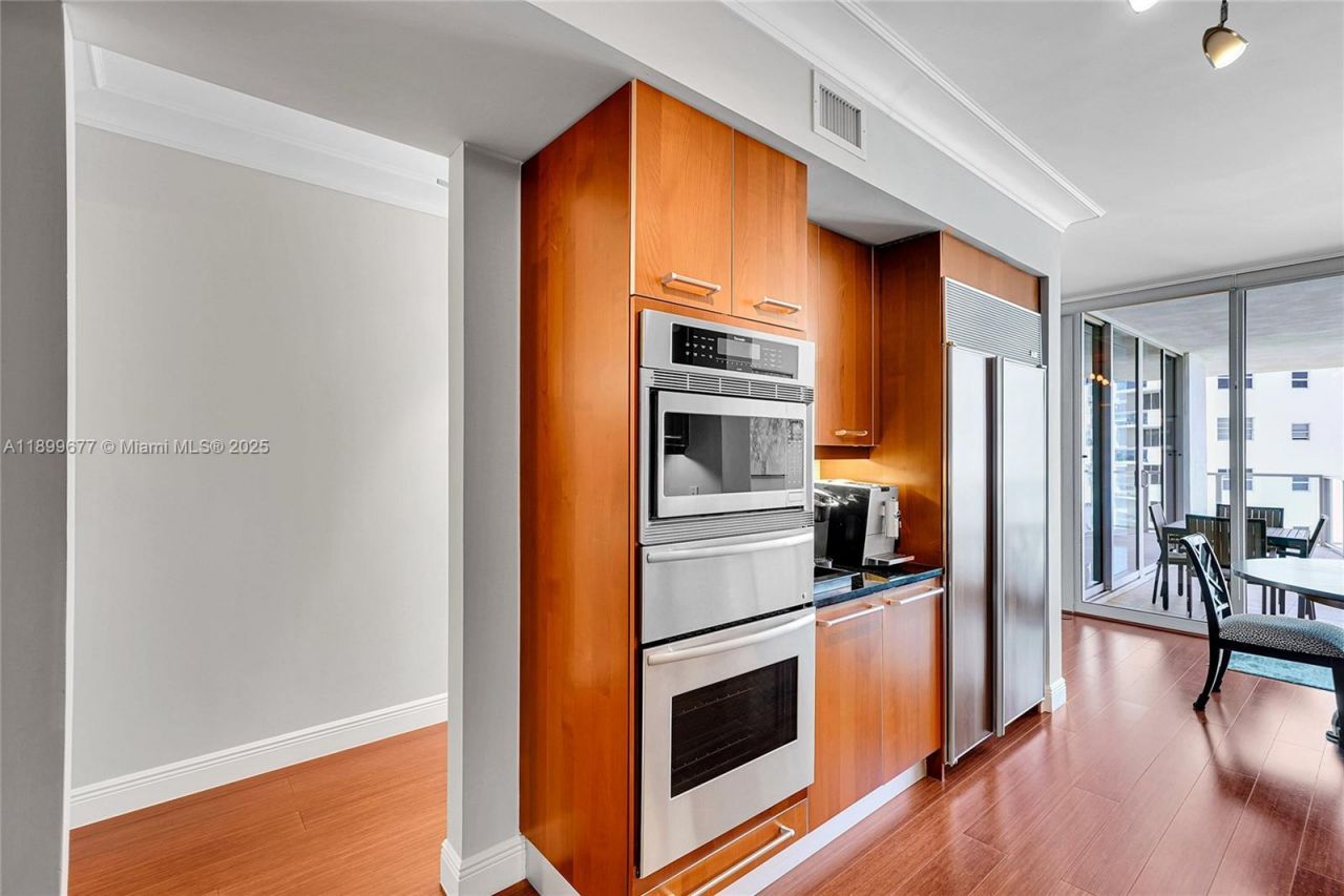 3101 S Ocean Dr, Unit 701, Hollywood, FL 33019 Photo