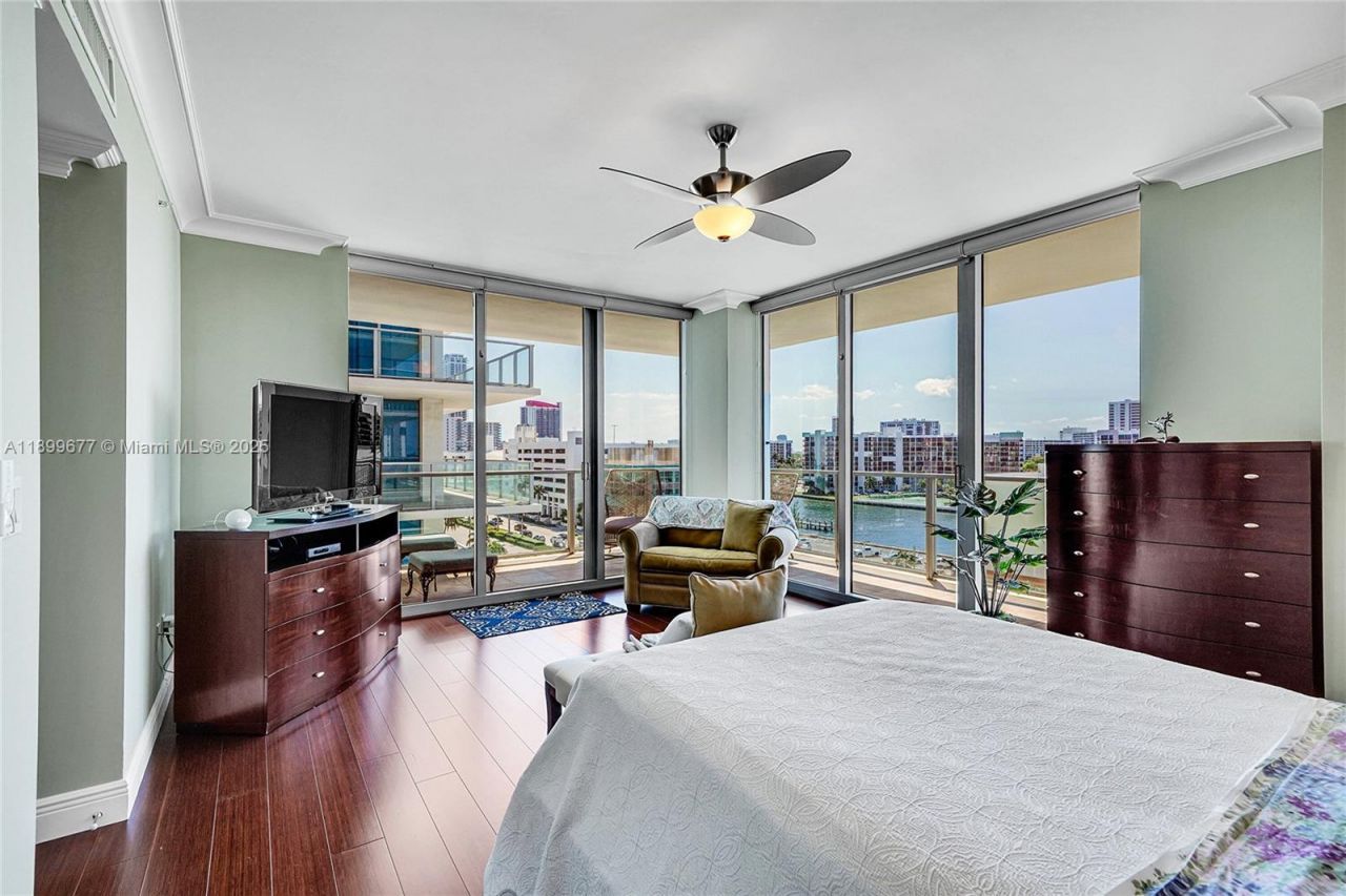 3101 S Ocean Dr, Unit 701, Hollywood, FL 33019 Photo