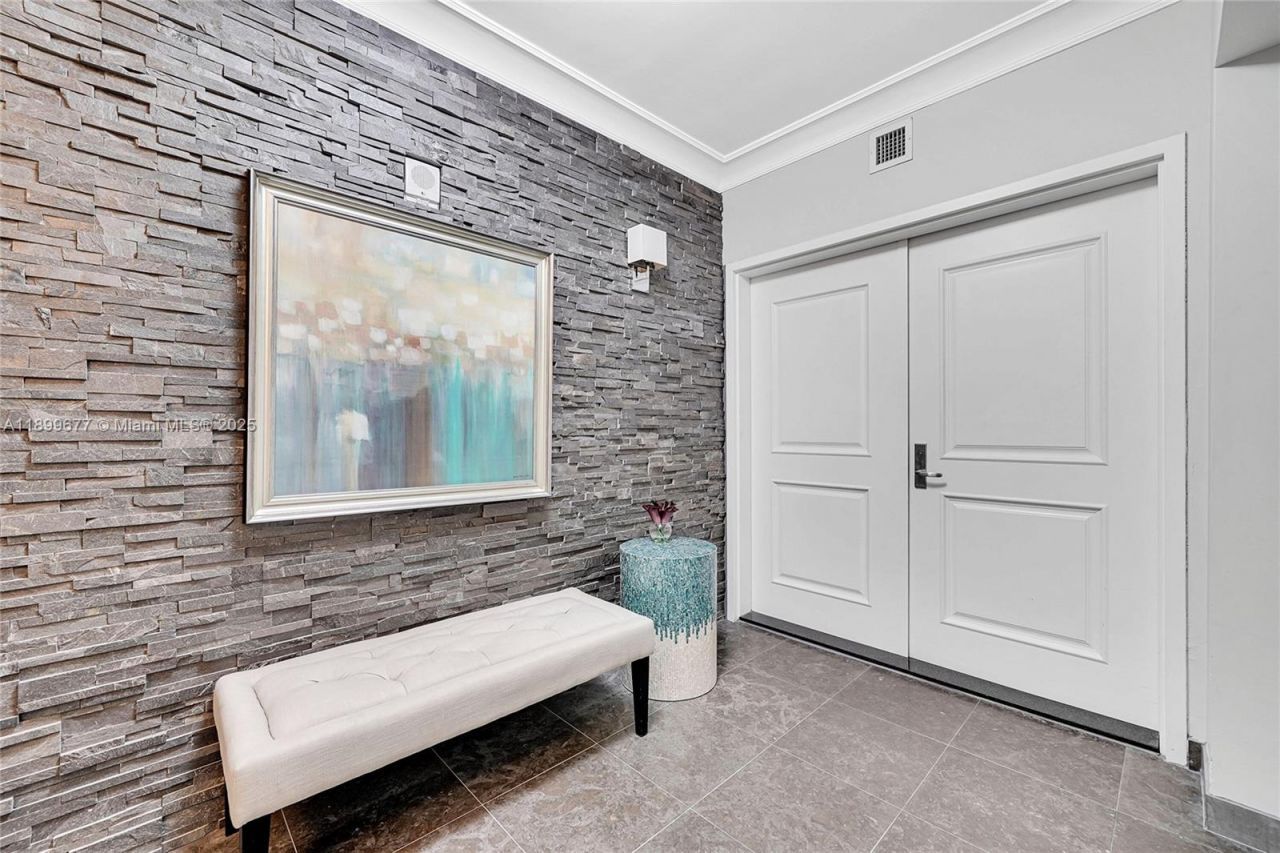 3101 S Ocean Dr, Unit 701, Hollywood, FL 33019 Photo