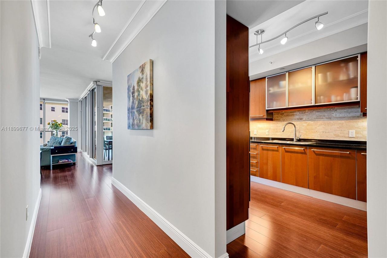 3101 S Ocean Dr, Unit 701, Hollywood, FL 33019 Photo