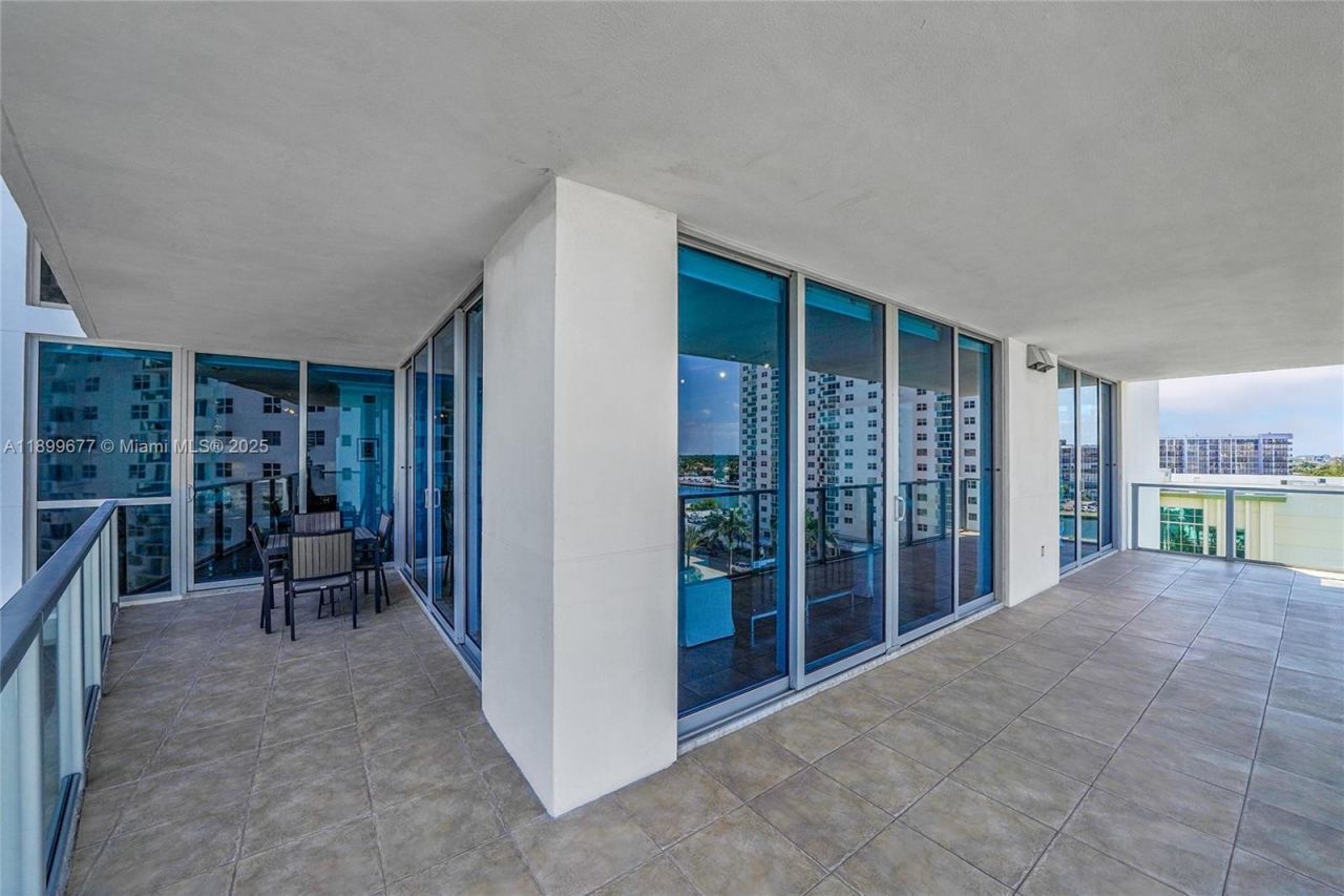 3101 S Ocean Dr, Unit 701, Hollywood, FL 33019 Photo