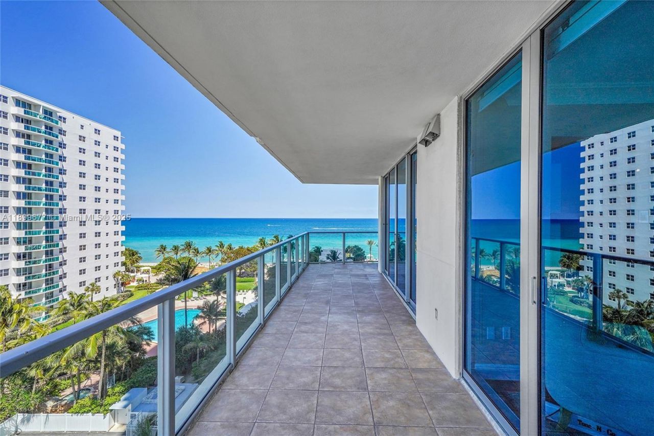 3101 S Ocean Dr, Unit 701, Hollywood, FL 33019 Photo