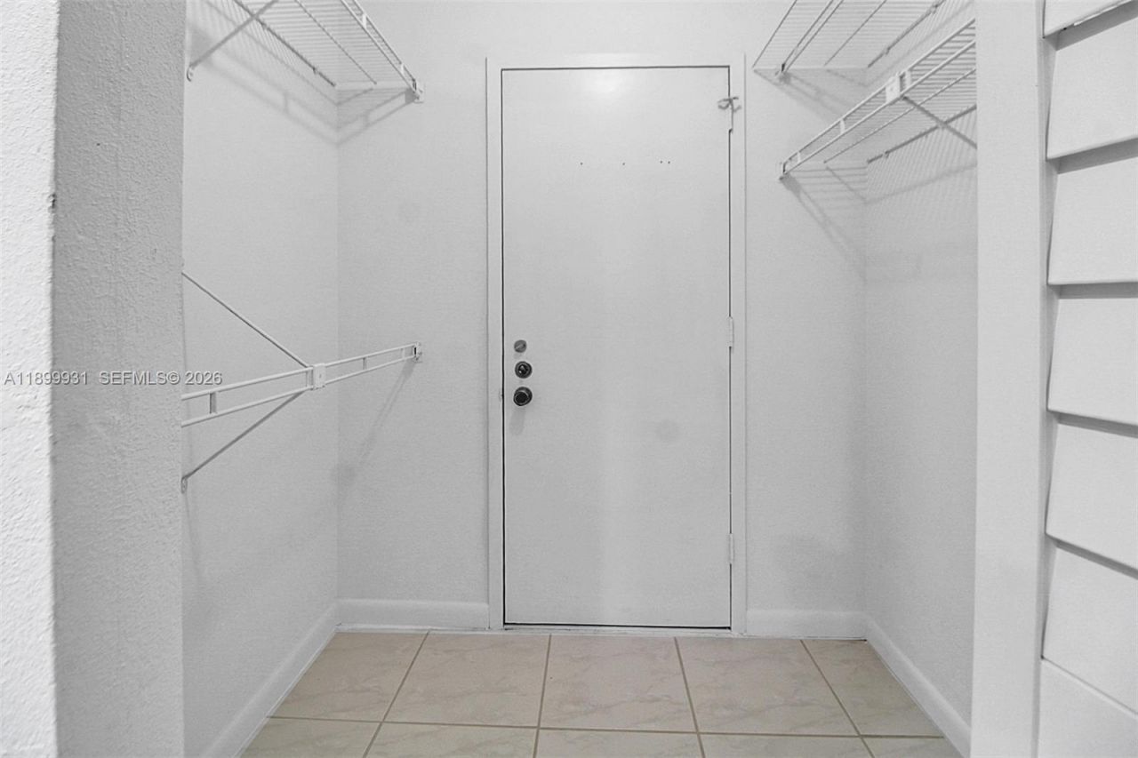 6921 Environ Blvd, Unit 6R, Lauderhill, FL 33319 Photo