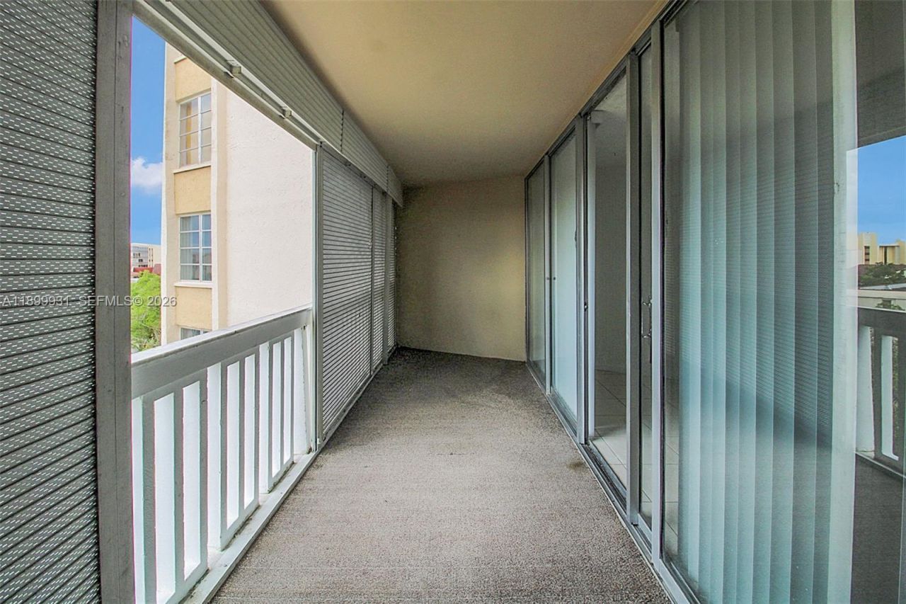 6921 Environ Blvd, Unit 6R, Lauderhill, FL 33319 Photo