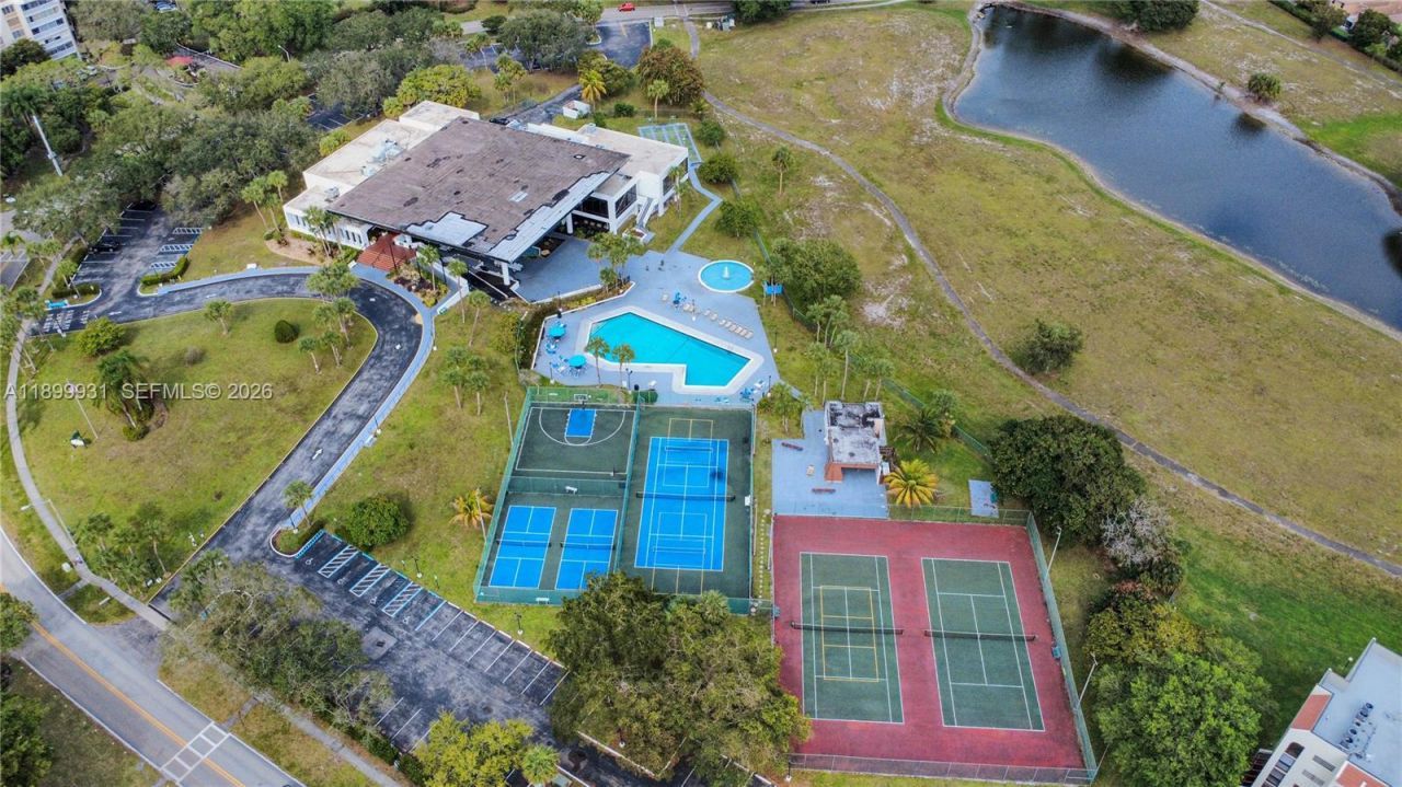 6921 Environ Blvd, Unit 6R, Lauderhill, FL 33319 Photo