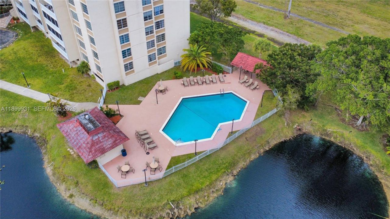 6921 Environ Blvd, Unit 6R, Lauderhill, FL 33319 Photo