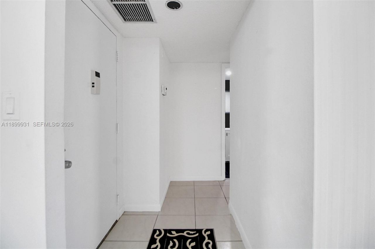 6921 Environ Blvd, Unit 6R, Lauderhill, FL 33319 Photo