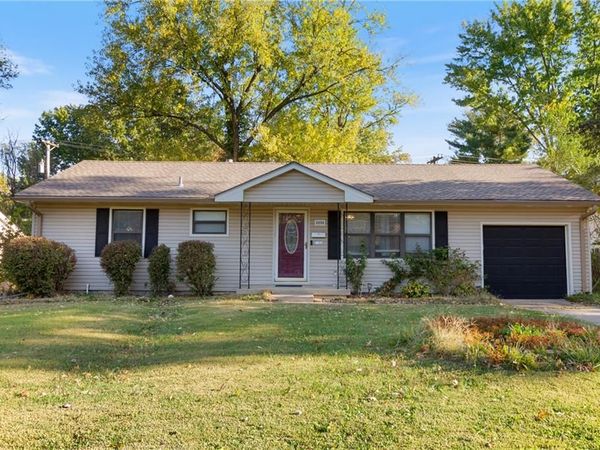 4604 E 114th Terrace, Kansas City, MO 64137