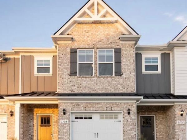 3705 Hunter Bryce Ln, Rockvale, TN 37153