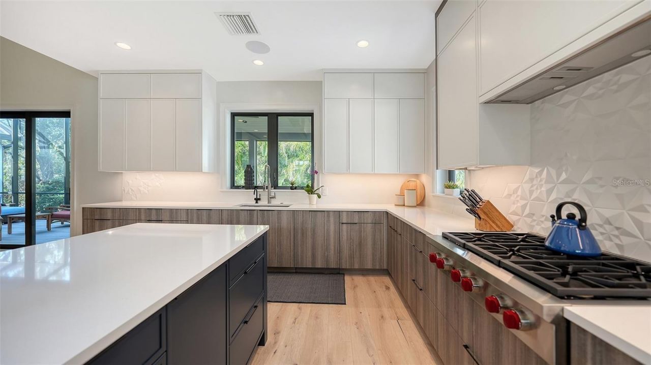 5035 Bay Shore Road, Sarasota, FL 34234 Photo