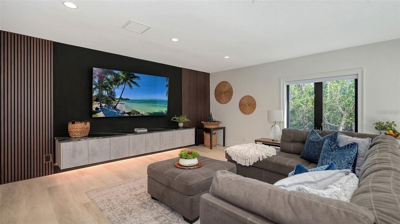 5035 Bay Shore Road, Sarasota, FL 34234 Photo