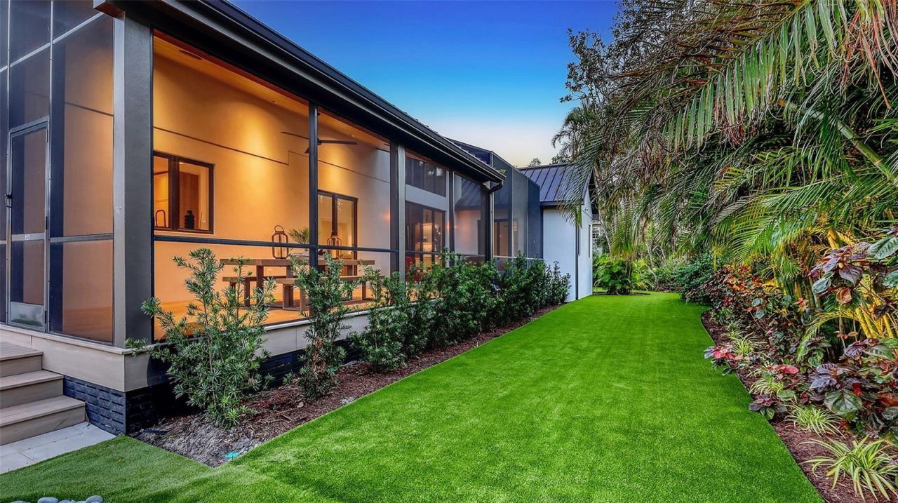 5035 Bay Shore Road, Sarasota, FL 34234 Photo