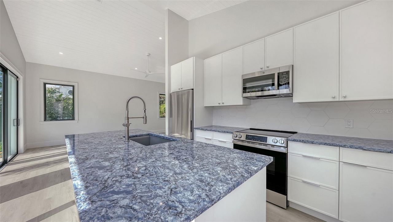 5035 Bay Shore Road, Sarasota, FL 34234 Photo