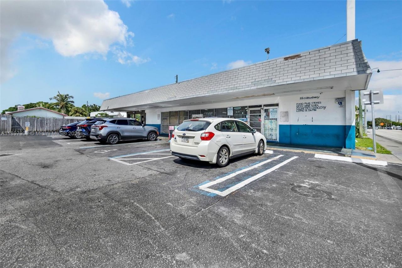 5509 & 5501 Broadway, West Palm Beach, FL 33407 Photo