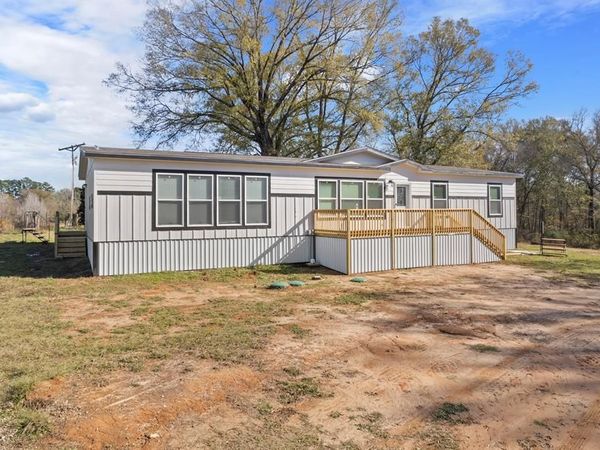 13521 FM 130 , Hughes Springs, TX 75656